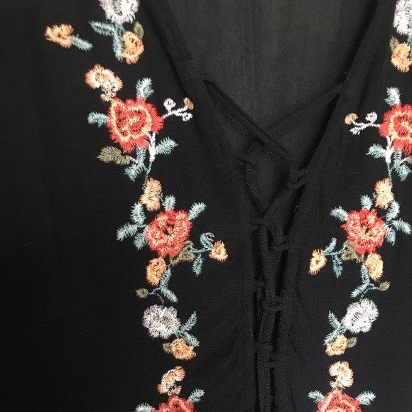 Black tie up front blouse - Picture 4 of 6